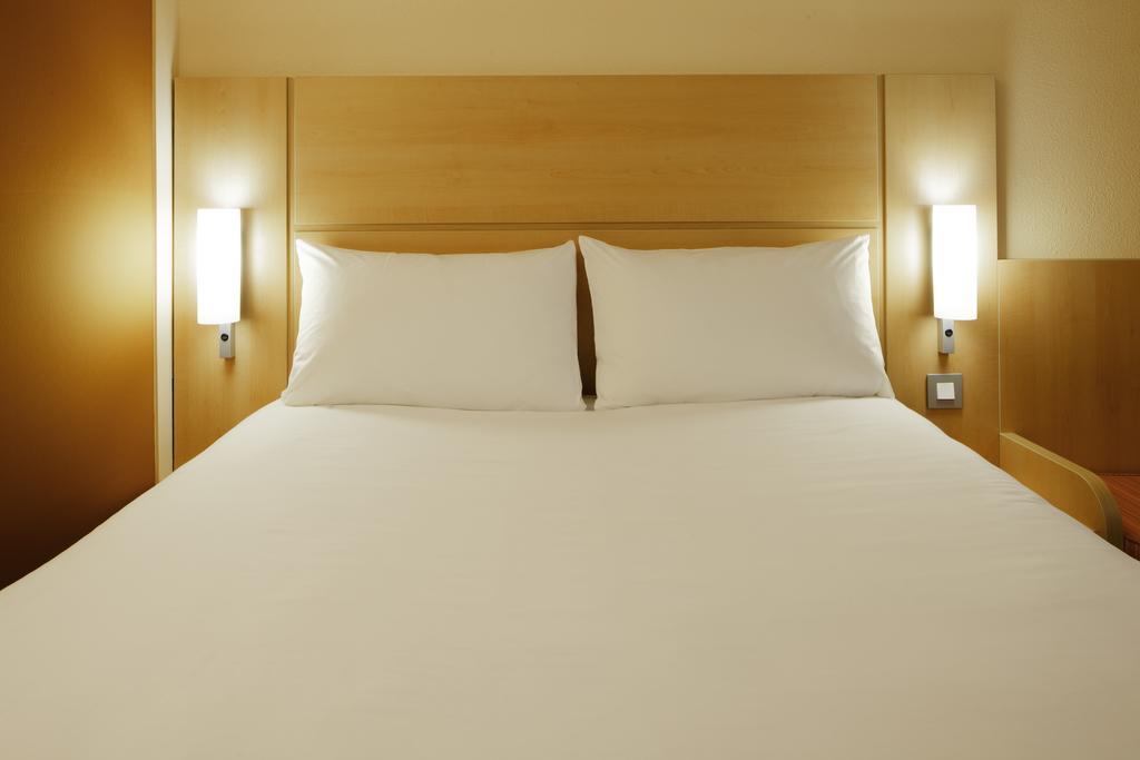 Ibis Chesterfield North - Barlborough Ngoại thất bức ảnh