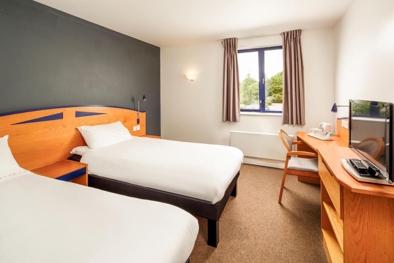 Ibis Chesterfield North - Barlborough Ngoại thất bức ảnh
