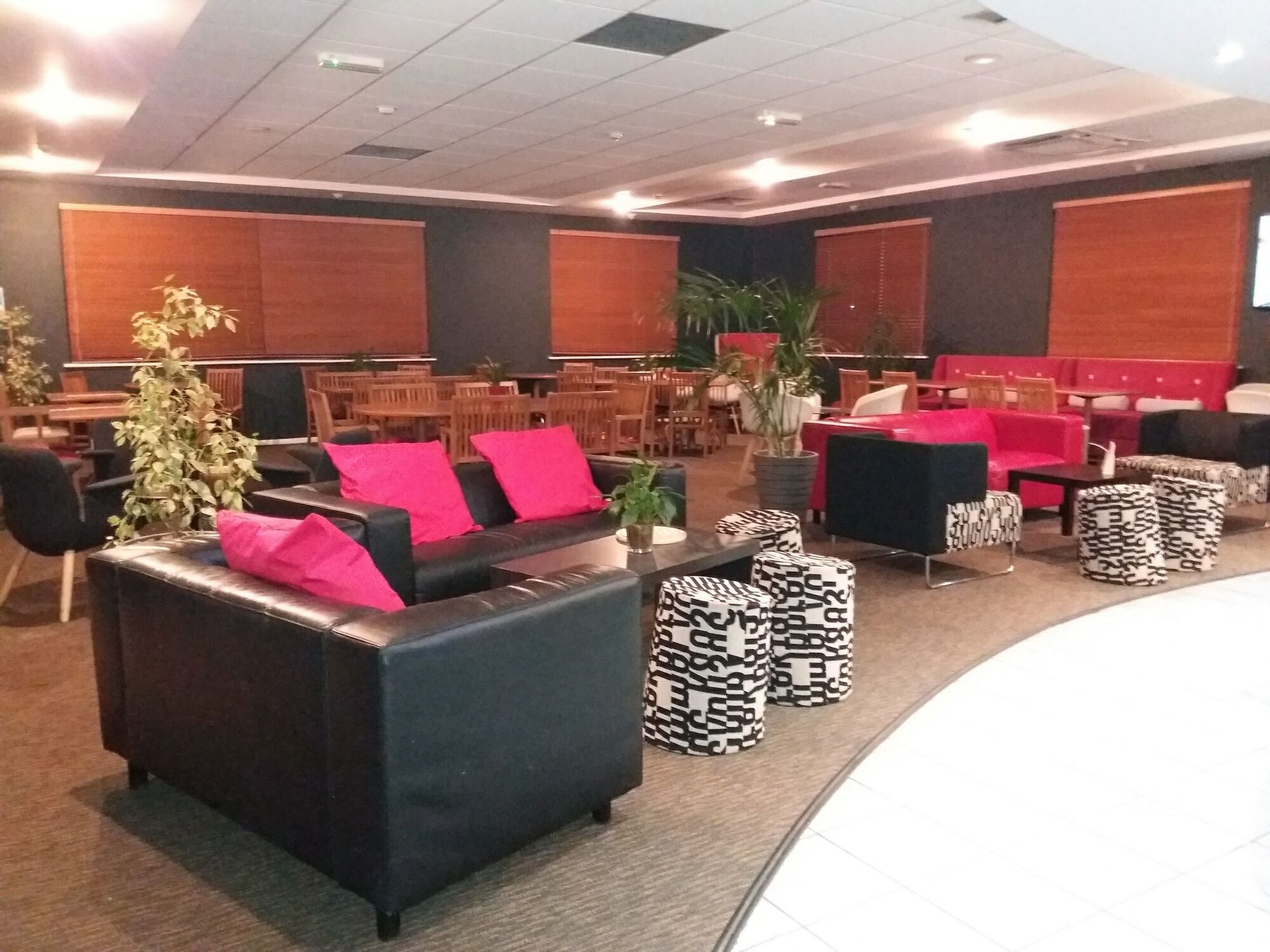 Ibis Chesterfield North - Barlborough Ngoại thất bức ảnh