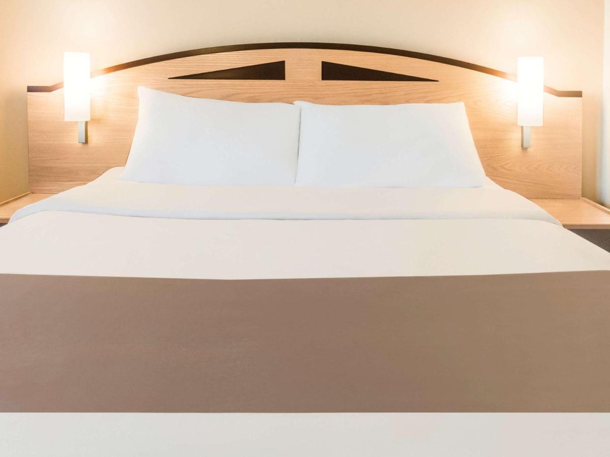 Ibis Chesterfield North - Barlborough Ngoại thất bức ảnh